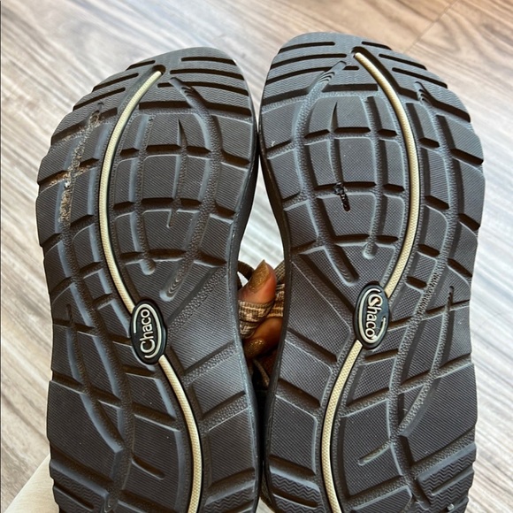 Chacos - Picture 3 of 3